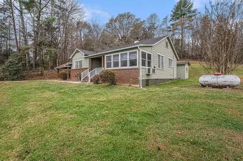 667 Ada St, Blue Ridge, GA 30513