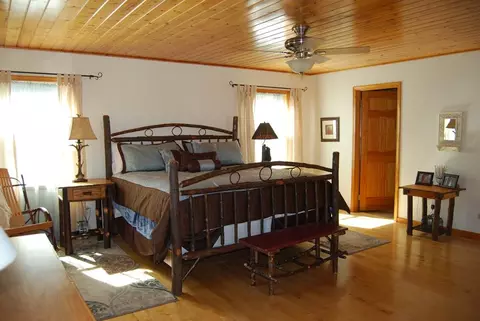 Bedroom - 1013 Buck Ridge Dr, Murphy, NC 28906 photo 1 of 3