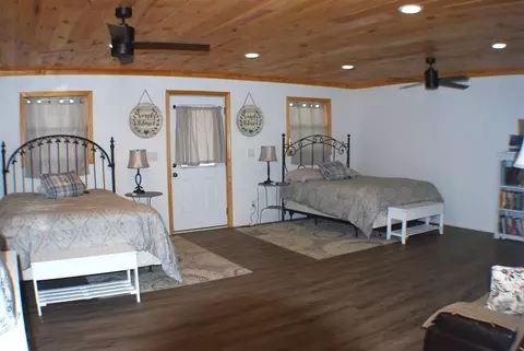 Bedroom - 1013 Buck Ridge Dr, Murphy, NC 28906 photo 2 of 3