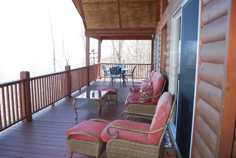 Exterior - 1013 Buck Ridge Dr, Murphy, NC 28906 photo 7 of 16