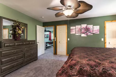 Bedroom - 140 Kathryn Cir, Murphy, NC 28906 photo 2 of 4