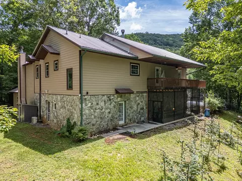 Exterior - 140 Kathryn Cir, Murphy, NC 28906 photo 14 of 17