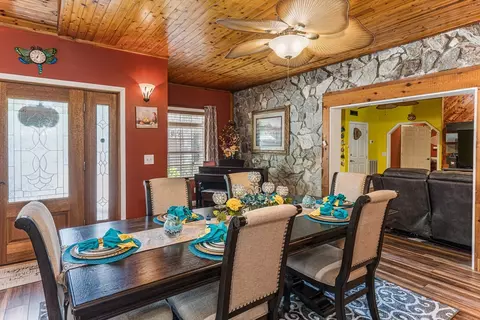 Dining - 140 Kathryn Cir, Murphy, NC 28906 photo 4 of 4