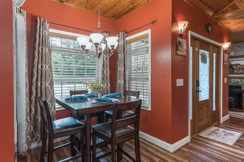 Dining - 140 Kathryn Cir, Murphy, NC 28906 photo 3 of 4