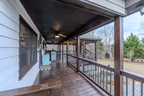 Exterior - 39 Red Bud Ln, Murphy, NC 28906 photo 11 of 16