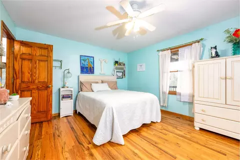 Bedroom - 39 Red Bud Ln, Murphy, NC 28906 photo 1 of 3