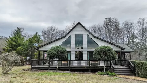 Exterior - 39 Red Bud Ln, Murphy, NC 28906 photo 6 of 16