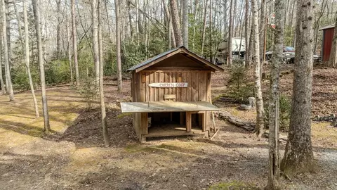 Exterior - 2130 Hedden Rd, Murphy, NC 28906 photo 8 of 20