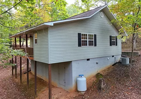 4742 Timberline Sunset Dr, Young Harris, GA 30582