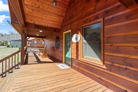 Exterior - 64 Canoe Bnd, Murphy, NC 28906 photo 5 of 19
