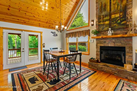 Dining - 64 Canoe Bnd, Murphy, NC 28906 photo 2 of 3