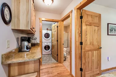 Entry Way - 64 Canoe Bnd, Murphy, NC 28906 photo 4 of 9