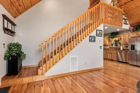 Entry Way - 64 Canoe Bnd, Murphy, NC 28906 photo 6 of 9