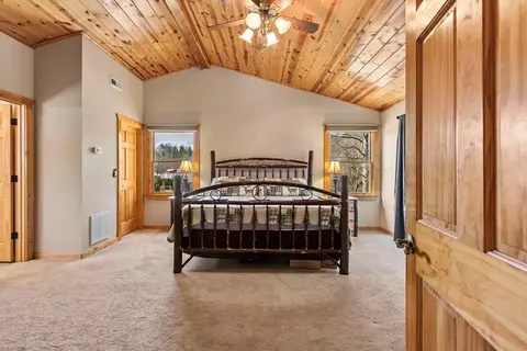 Bedroom - 64 Canoe Bnd, Murphy, NC 28906 photo 4 of 8