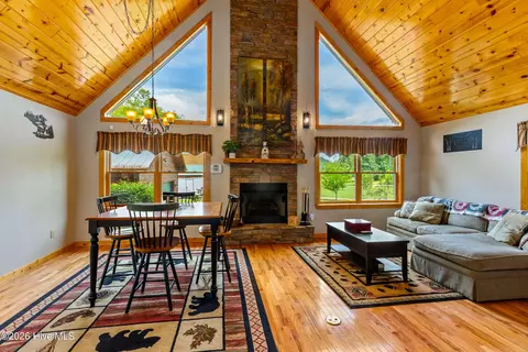 Dining - 64 Canoe Bnd, Murphy, NC 28906 photo 3 of 3