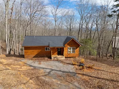 87 Tuscarora Trl, Murphy, NC 28906