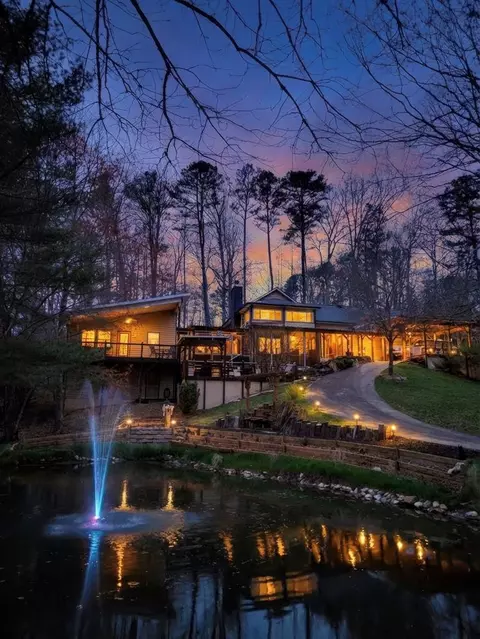 214 Hedden Rd, Murphy, NC 28906