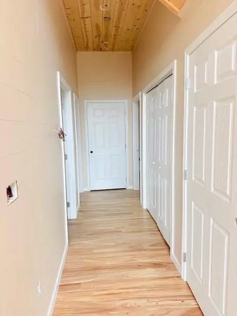 Entry Way - 560 Carolina Fox Cir, Murphy, NC 28906 photo 1 of 3