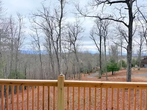 Exterior - 560 Carolina Fox Cir, Murphy, NC 28906 photo 4 of 11