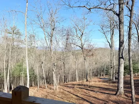 Exterior - 560 Carolina Fox Cir, Murphy, NC 28906 photo 5 of 11