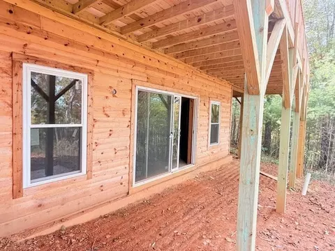 Exterior - 560 Carolina Fox Cir, Murphy, NC 28906 photo 9 of 11