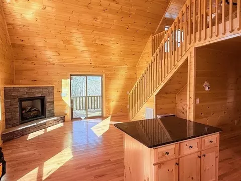 Living - 99 Noelles Pass, Murphy, NC 28906 photo 1 of 5