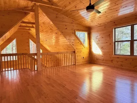 Living - 99 Noelles Pass, Murphy, NC 28906 photo 2 of 5