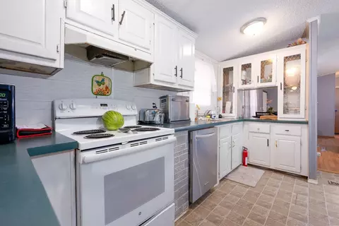 Kitchen - 149 Sasha Dr, Murphy, NC 28906 photo 1 of 1