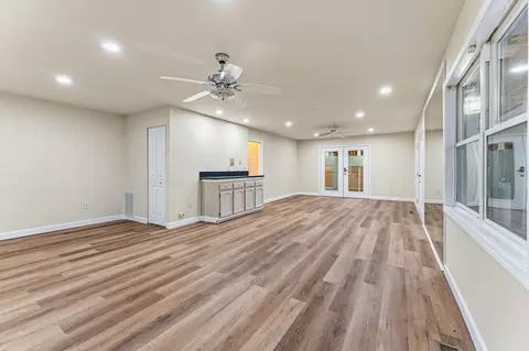 Living - 286 Mccombs Rd, Murphy, NC 28906 photo 8 of 12