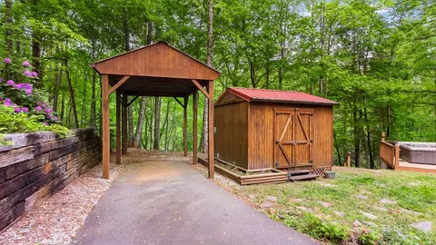 Exterior - 118 Ringtail Run, Murphy, NC 28906 photo 6 of 16