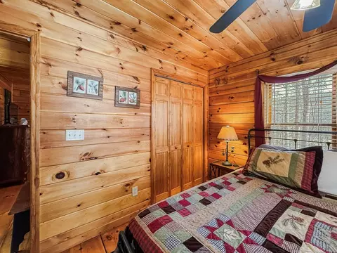 Bedroom - 118 Ringtail Run, Murphy, NC 28906 photo 3 of 8