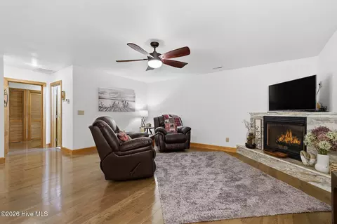 Living - 380 Bear Trl, Murphy, NC 28906 photo 4 of 4