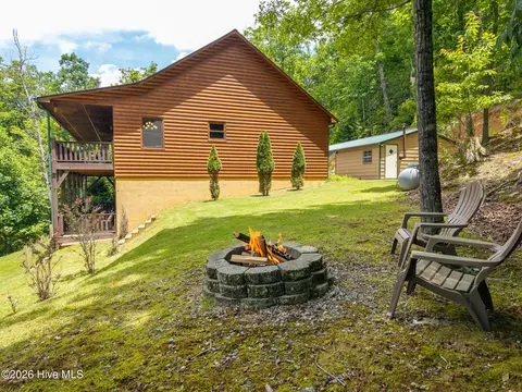 Exterior - 380 Bear Trl, Murphy, NC 28906 photo 11 of 21