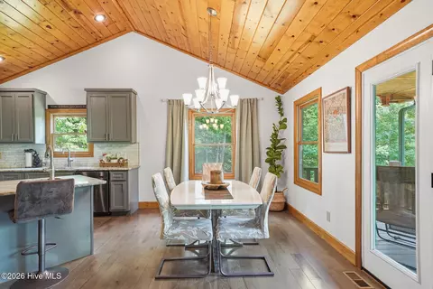 Dining - 380 Bear Trl, Murphy, NC 28906 photo 2 of 3