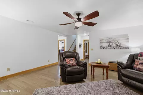 Entry Way - 380 Bear Trl, Murphy, NC 28906 photo 2 of 3