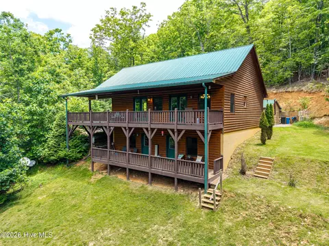 Exterior - 380 Bear Trl, Murphy, NC 28906 photo 10 of 21