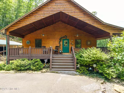 Exterior - 380 Bear Trl, Murphy, NC 28906 photo 9 of 21