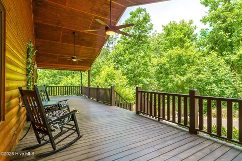 Exterior - 380 Bear Trl, Murphy, NC 28906 photo 5 of 21