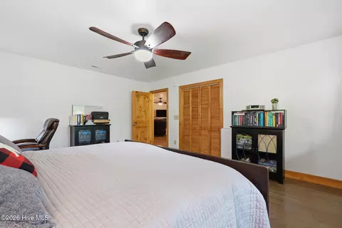 Bedroom - 380 Bear Trl, Murphy, NC 28906 photo 7 of 7