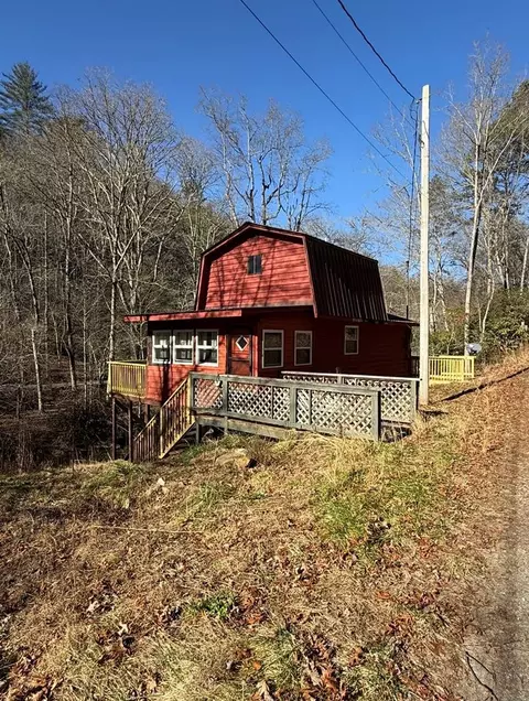 385 Old Whitener Rd, Murphy, NC 28906