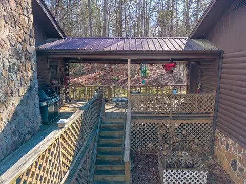Exterior - 300 Sandy Gap Rd, Murphy, NC 28906 photo 5 of 12