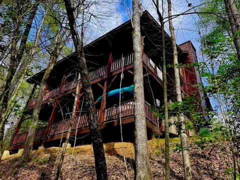 483 Vineyard Creek Way, Murphy, NC 28906