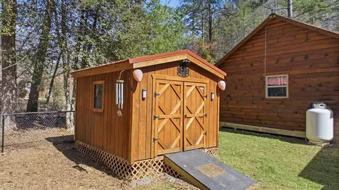 Exterior - 305 Woodcrest Dr, Murphy, NC 28906 photo 6 of 22