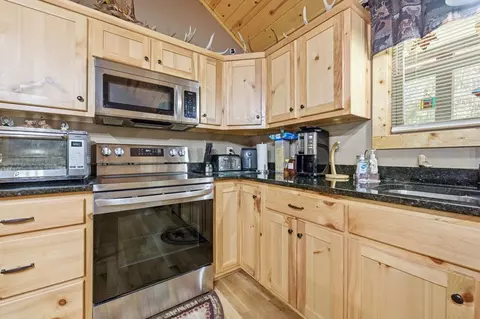 Kitchen - 305 Woodcrest Dr, Murphy, NC 28906 photo 4 of 7