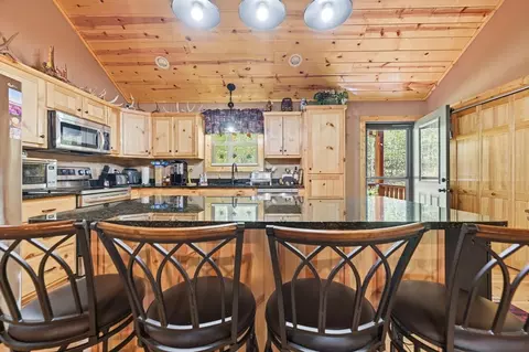 Kitchen - 305 Woodcrest Dr, Murphy, NC 28906 photo 2 of 7