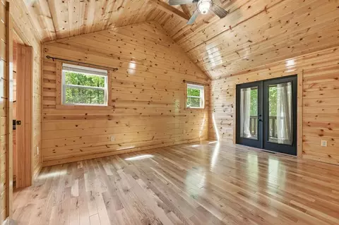 Bedroom - 305 Woodcrest Dr, Murphy, NC 28906 photo 10 of 10