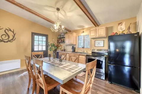 Dining - 9 Silver Maple Ln, Murphy, NC 28906 photo 2 of 4