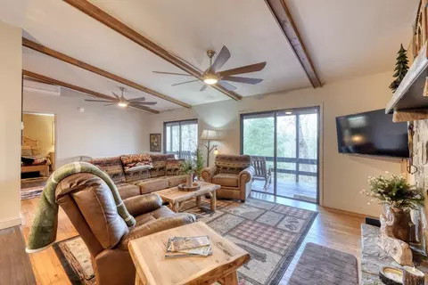 Living - 9 Silver Maple Ln, Murphy, NC 28906 photo 1 of 7