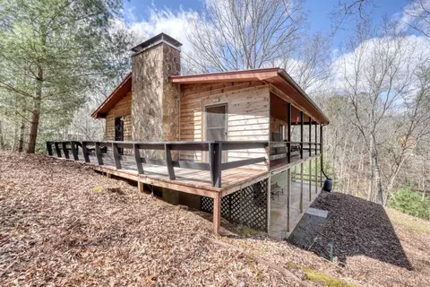 Exterior - 9 Silver Maple Ln, Murphy, NC 28906 photo 6 of 15