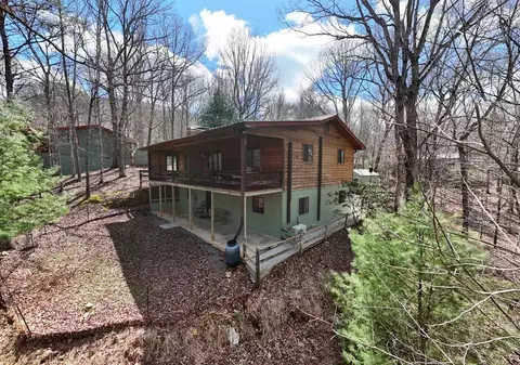 Exterior - 9 Silver Maple Ln, Murphy, NC 28906 photo 5 of 15